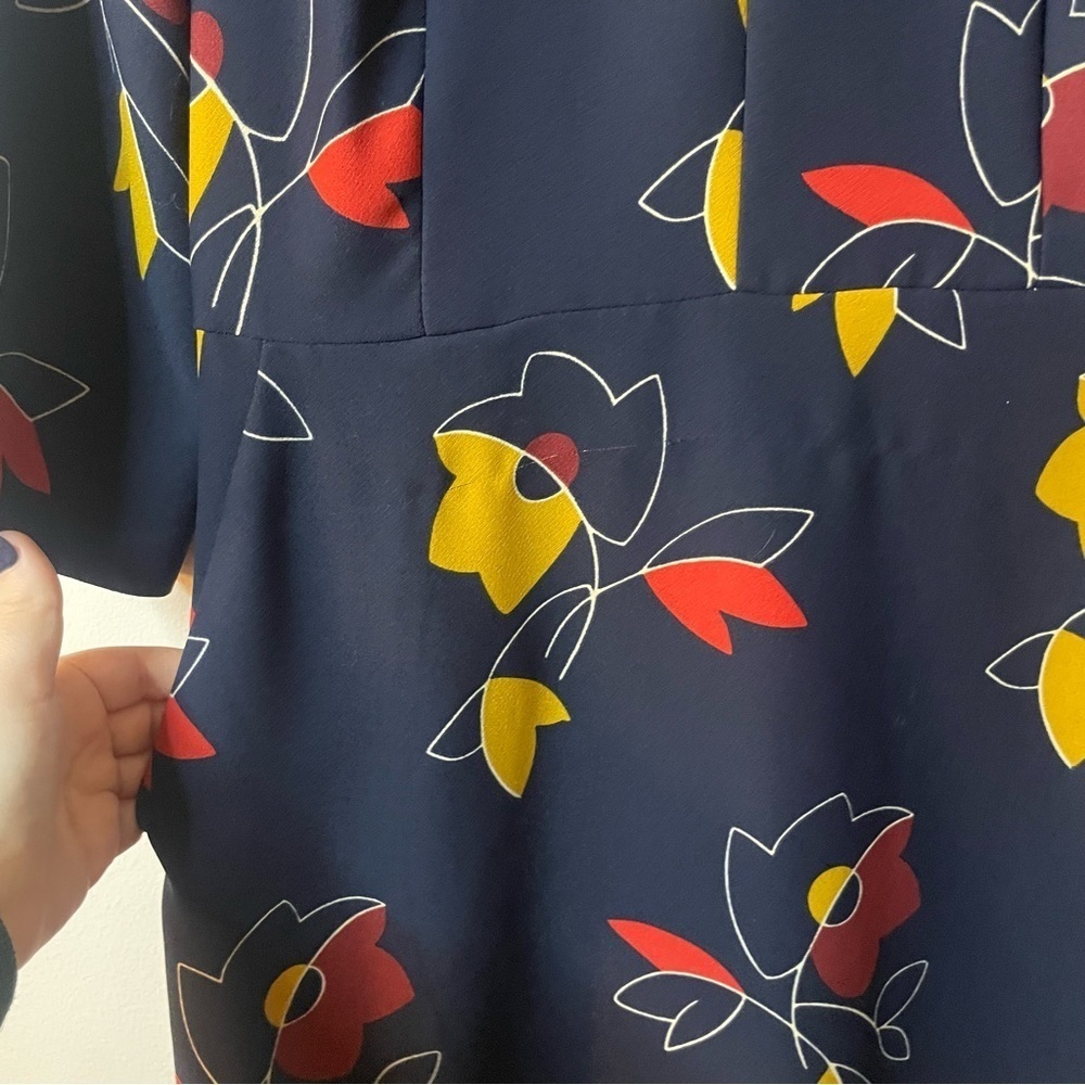 Hobbs Lyla Floral Print Dress - Picture 7 of 8